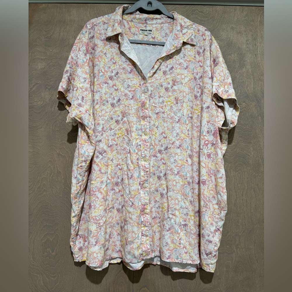 Paradise Now Maui Hawaii shell pattern  Button Down Shirt XL roomy oversized